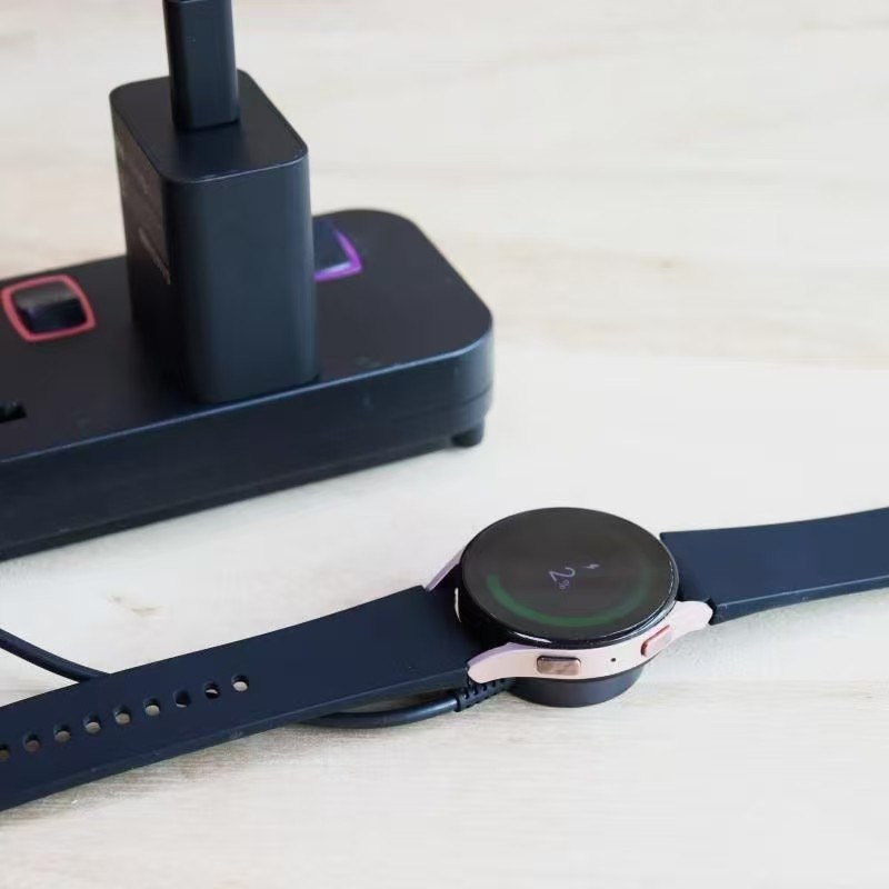 Wireless Charger Watch - Magnetyczna, bezprzewodowa, przenośna stacja ładująca USB-C