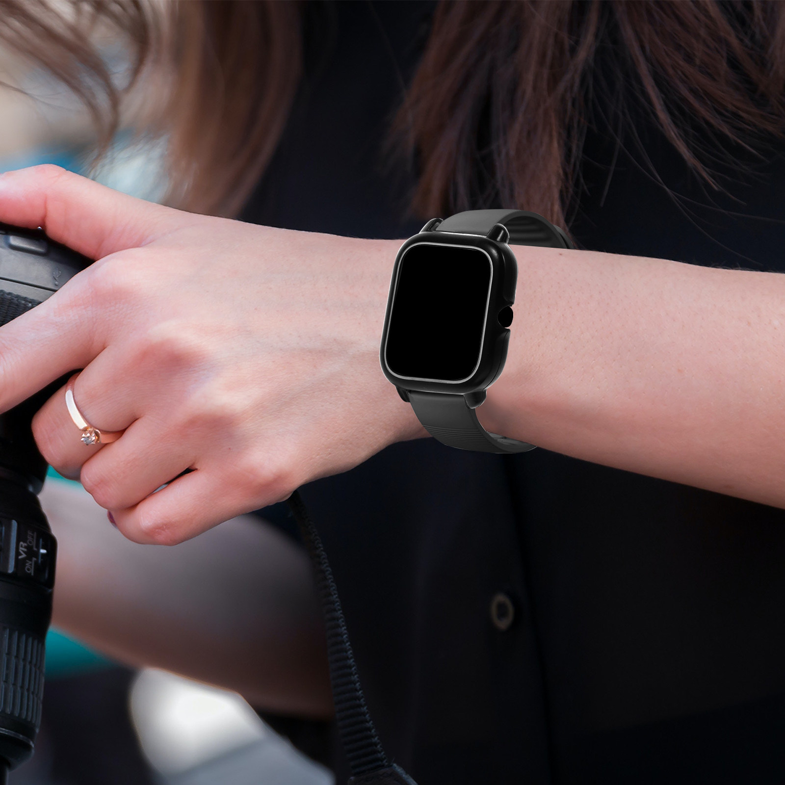 Lekka, elegancka i luksusowa o – Smartwatch Case recenzja i cena